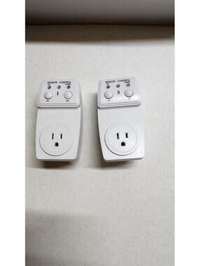 (2) Etekcity BH9936 Remote Control Outlet Plug Switch #1408 No Remote
